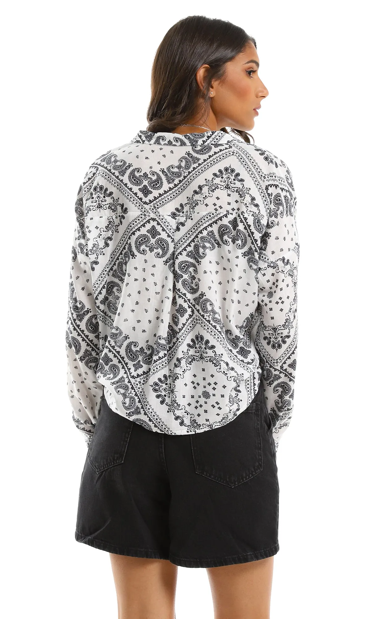 97301 White & Black Paisley Long Sleeves Shirt