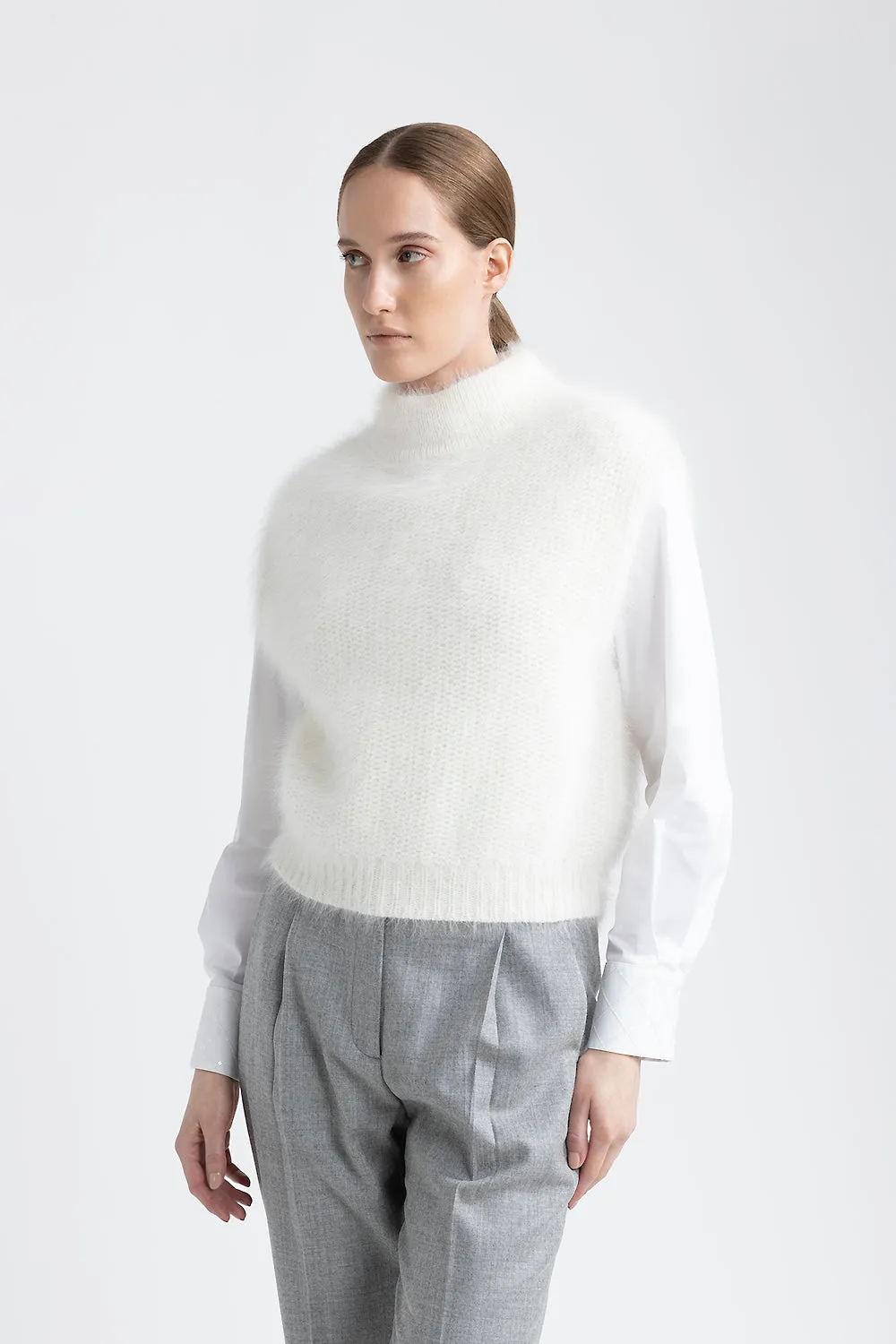 Angora wool yarn gilet