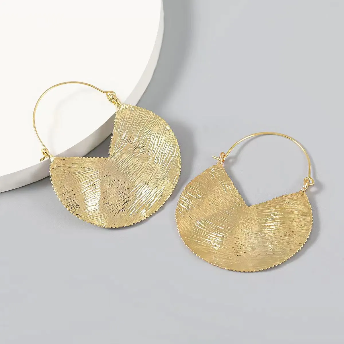 Art Golde Alloy Geometry Hoop Earrings ZZ086