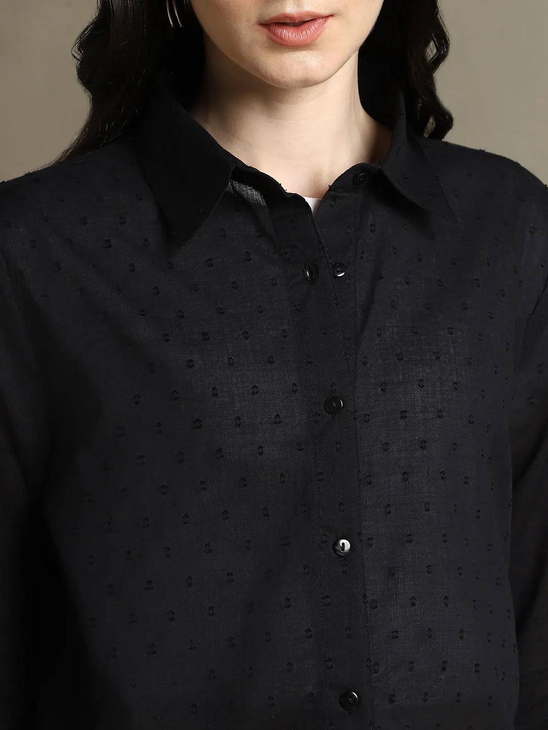 DL Woman Black Solid Textured Spread Collar Full Sleeves Shirt