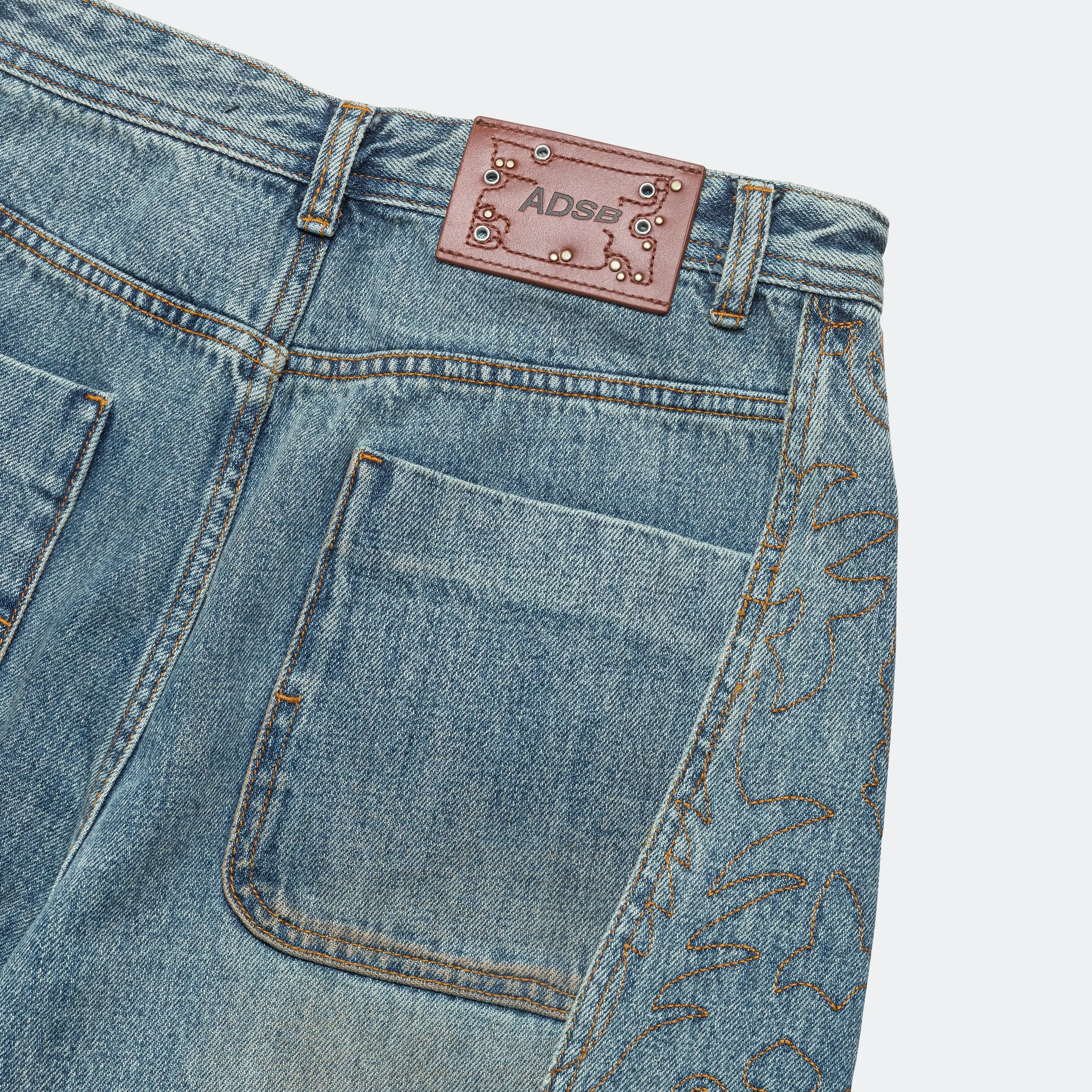 Embroidery Wrap Jeans - Washed Blue