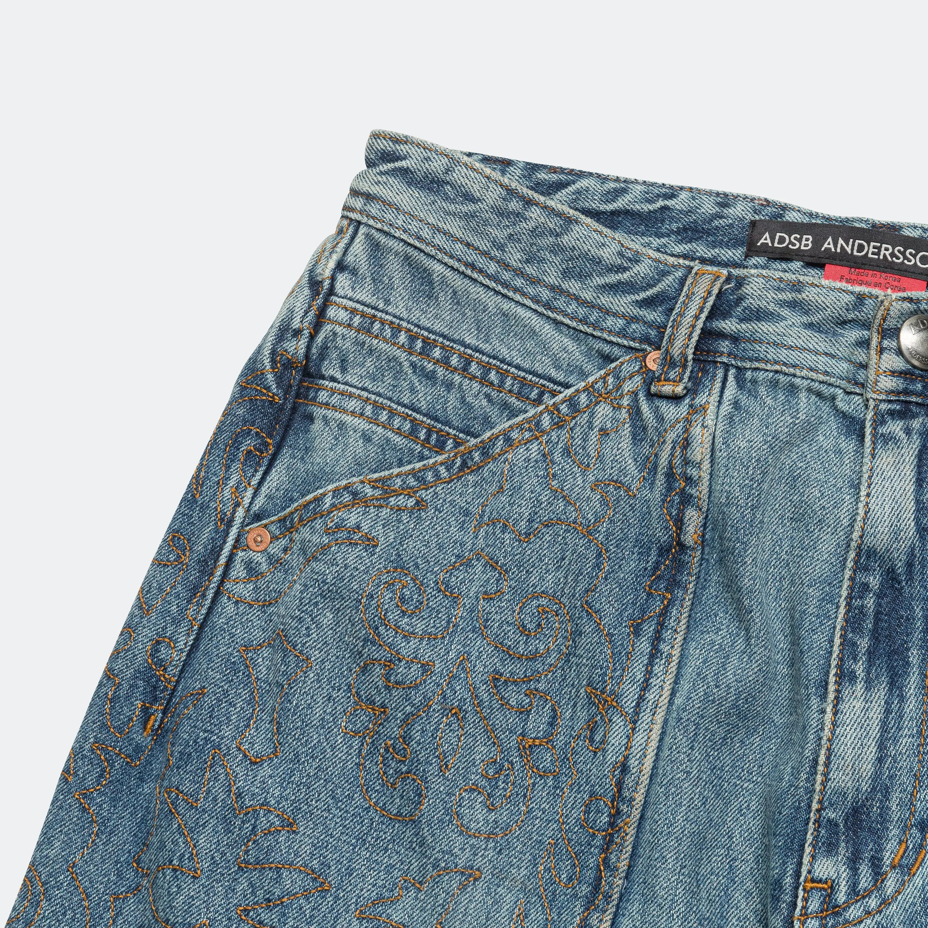 Embroidery Wrap Jeans - Washed Blue