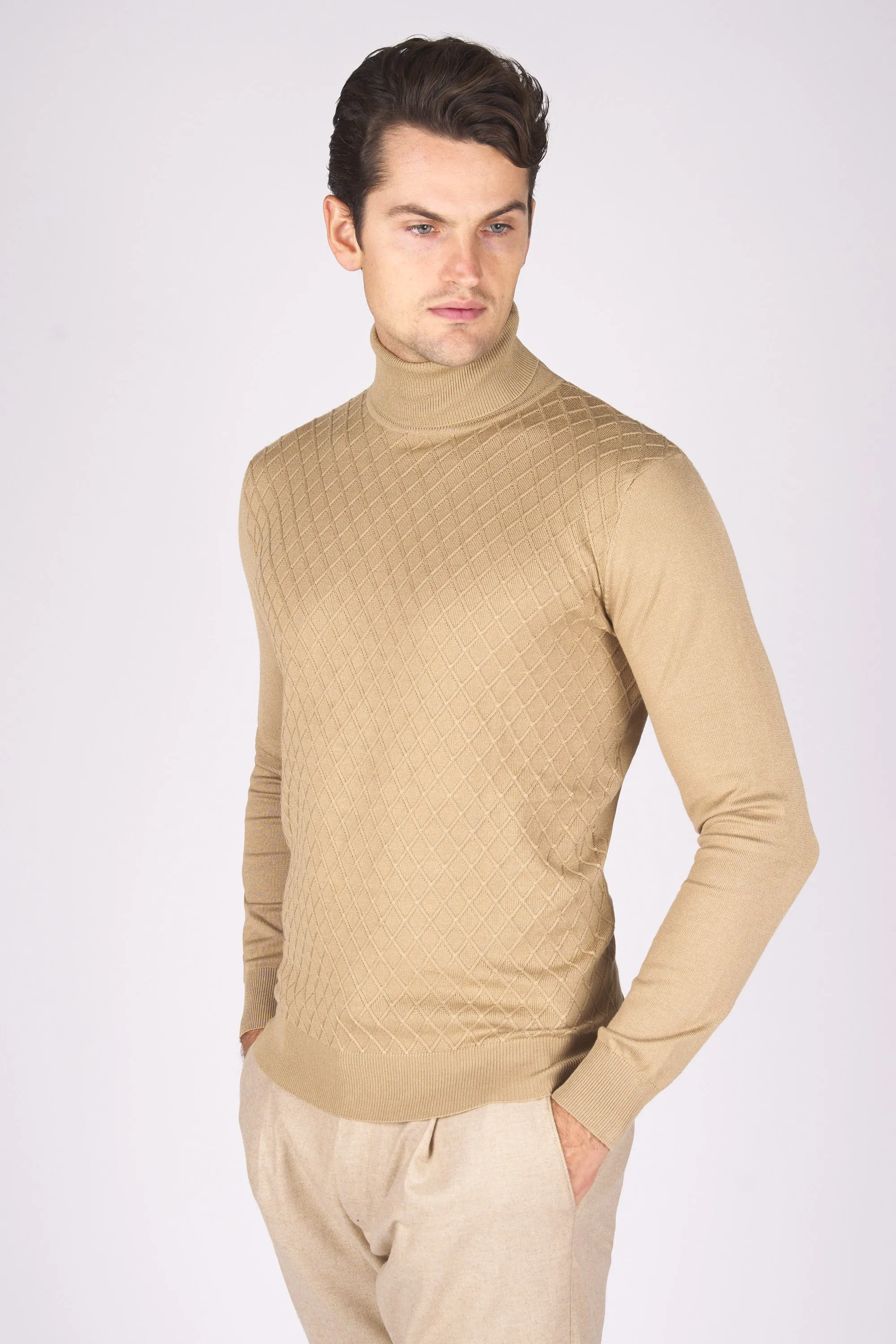 High-Neck Sweater Hexagonal Pattern