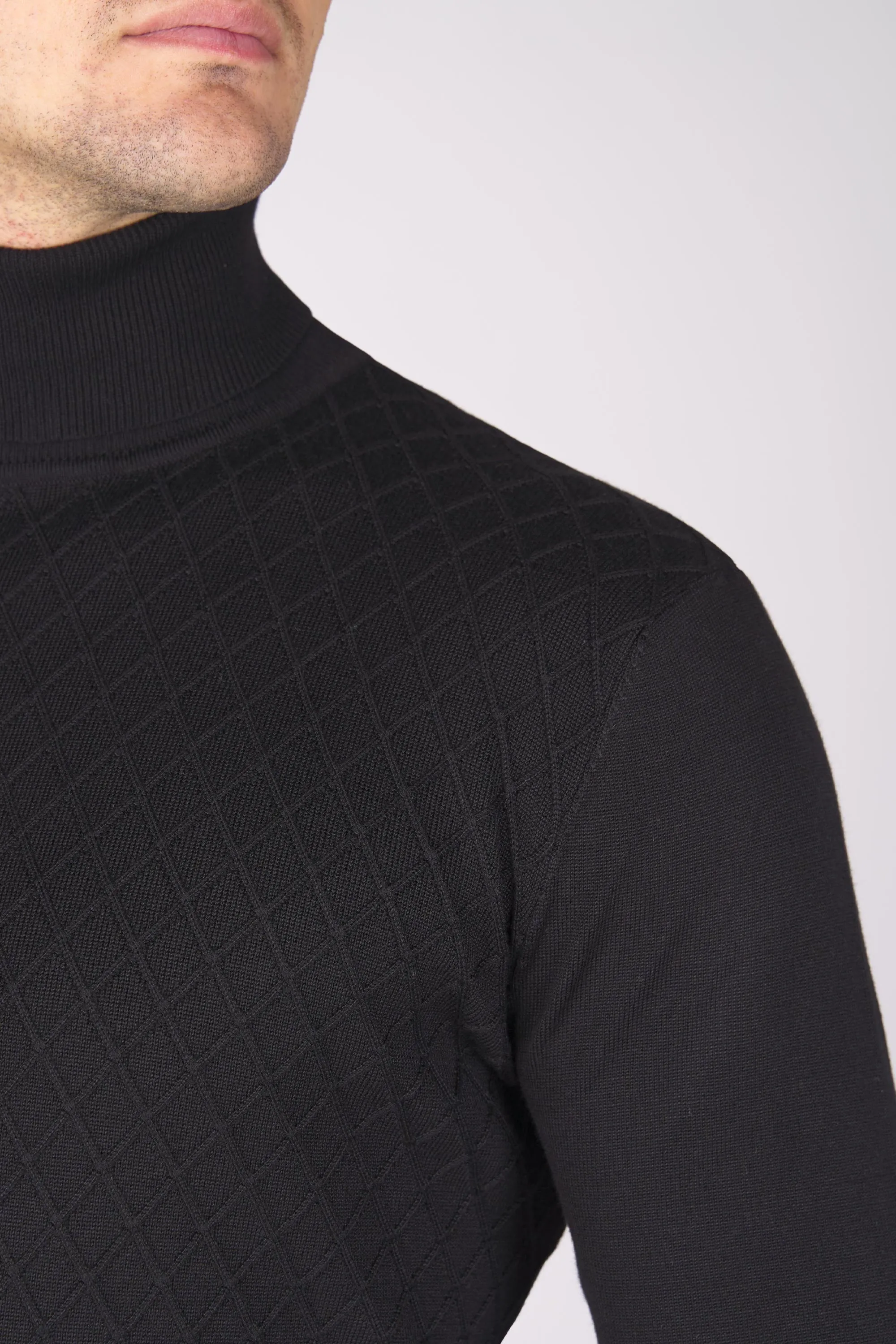 High-Neck Sweater Hexagonal Pattern