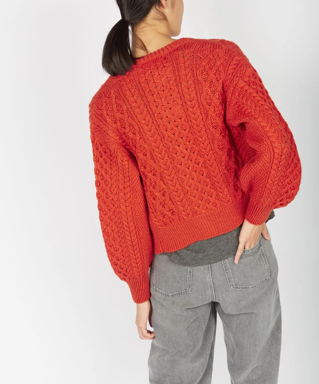 IRELANDS EYE CLOVER CROPPED CARDIGAN - ORANGE