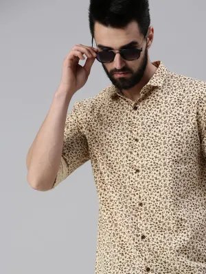 Men Spread Collar Printed Beige Shirt